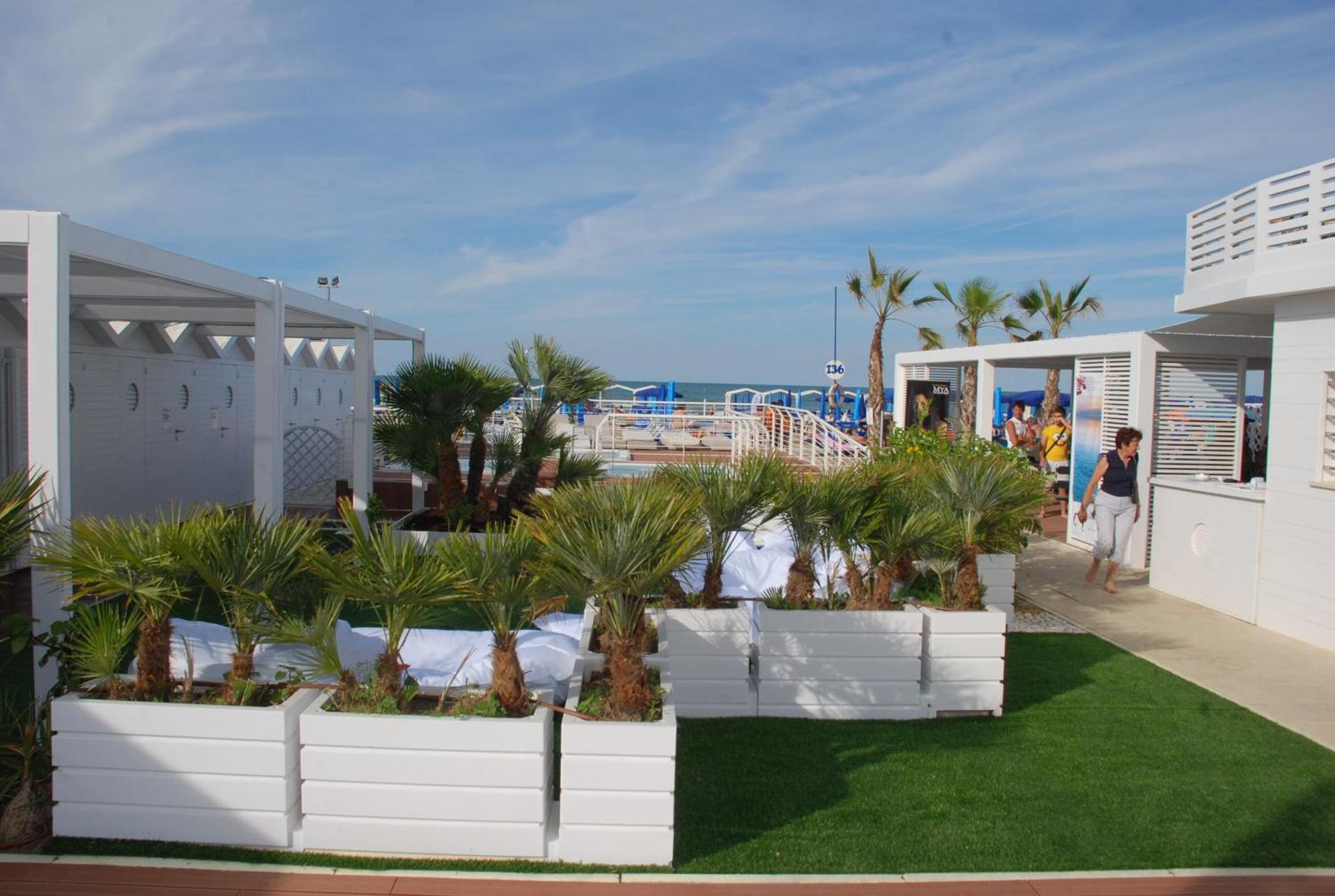 Residence Altomare Riccione Exterior foto