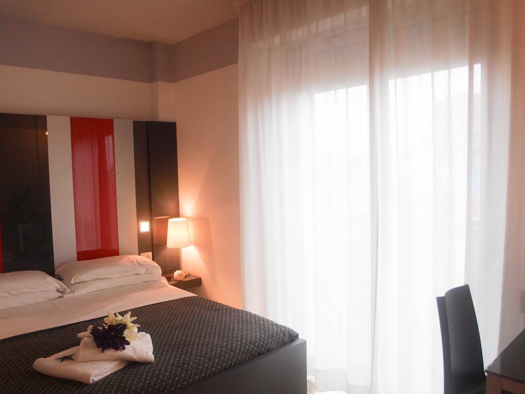 Residence Altomare Riccione Exterior foto