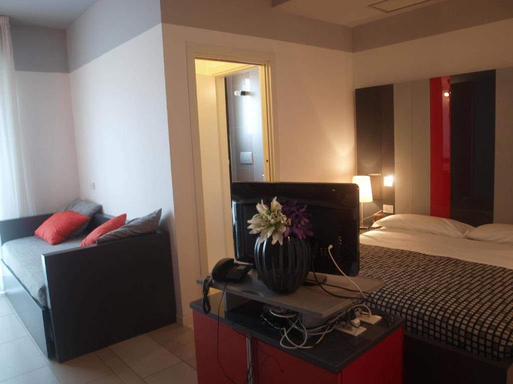 Residence Altomare Riccione Zimmer foto